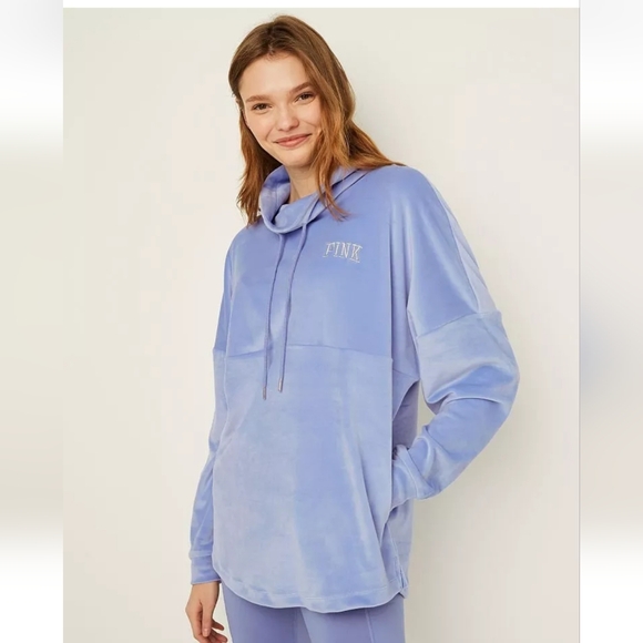 Victoria's Secret Light blue VELOUR VARSITY COWL -READ DESCRIPTION - Picture 2 of 12